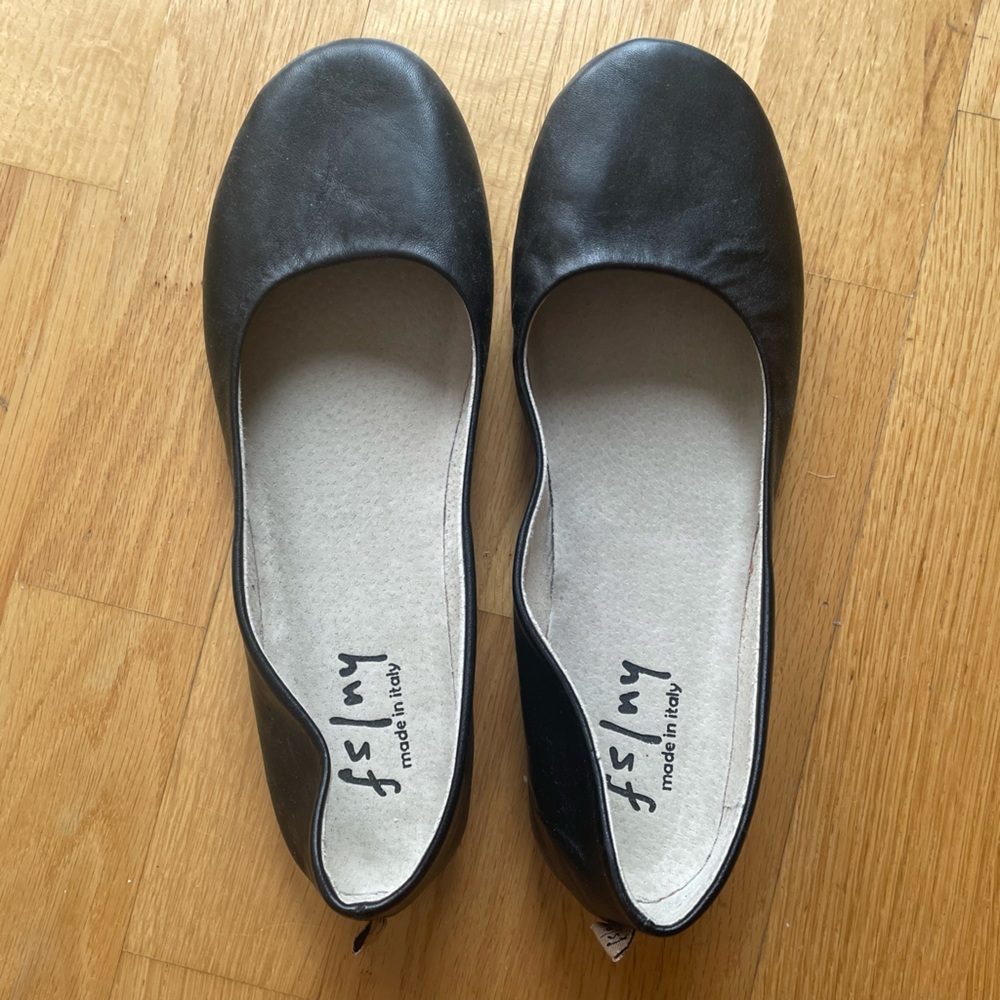 NEW w/box French Sole Sloop Ballet Flat in Black Napa